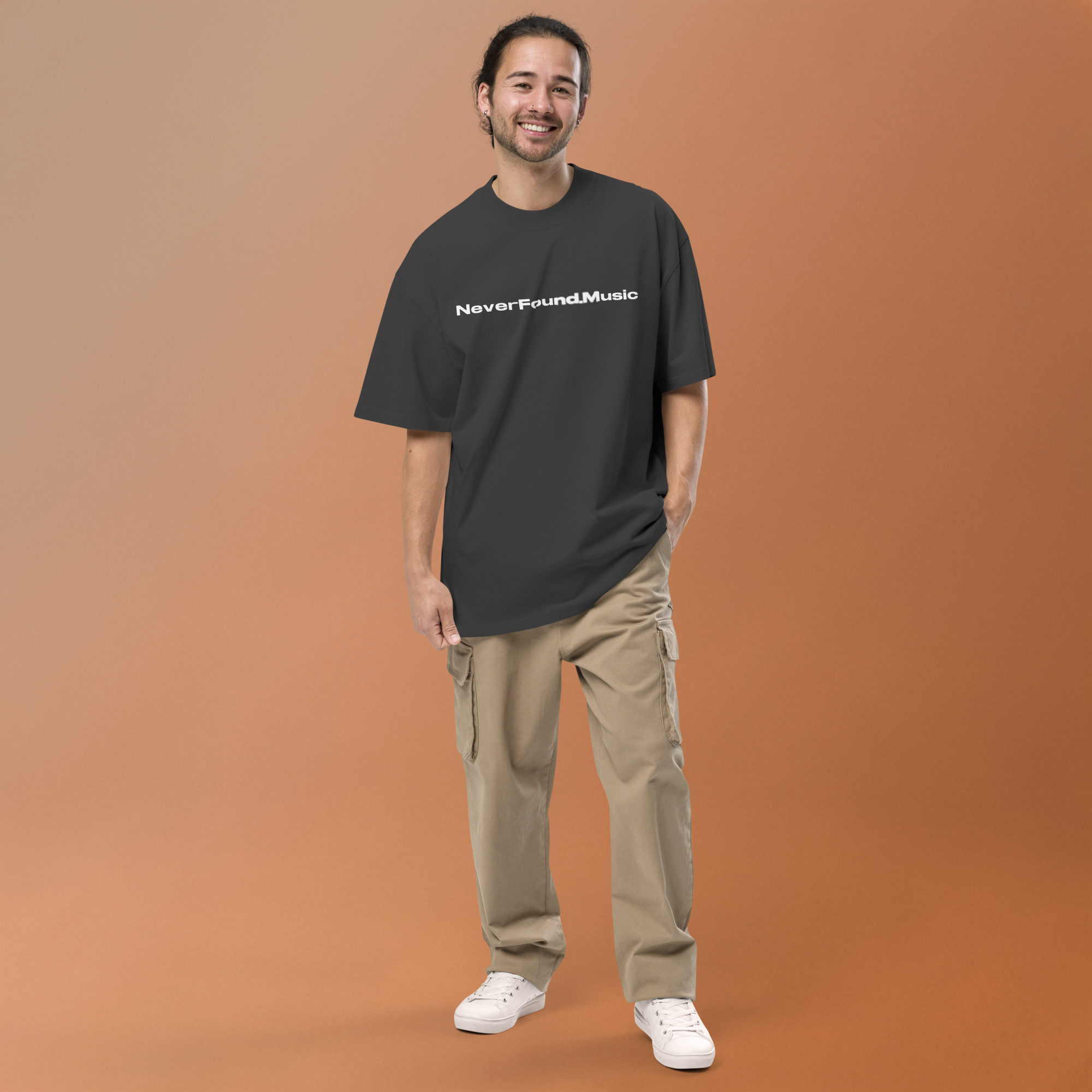 NEVERFOND.MUSIC Oversized faded t-shirt - Image 7